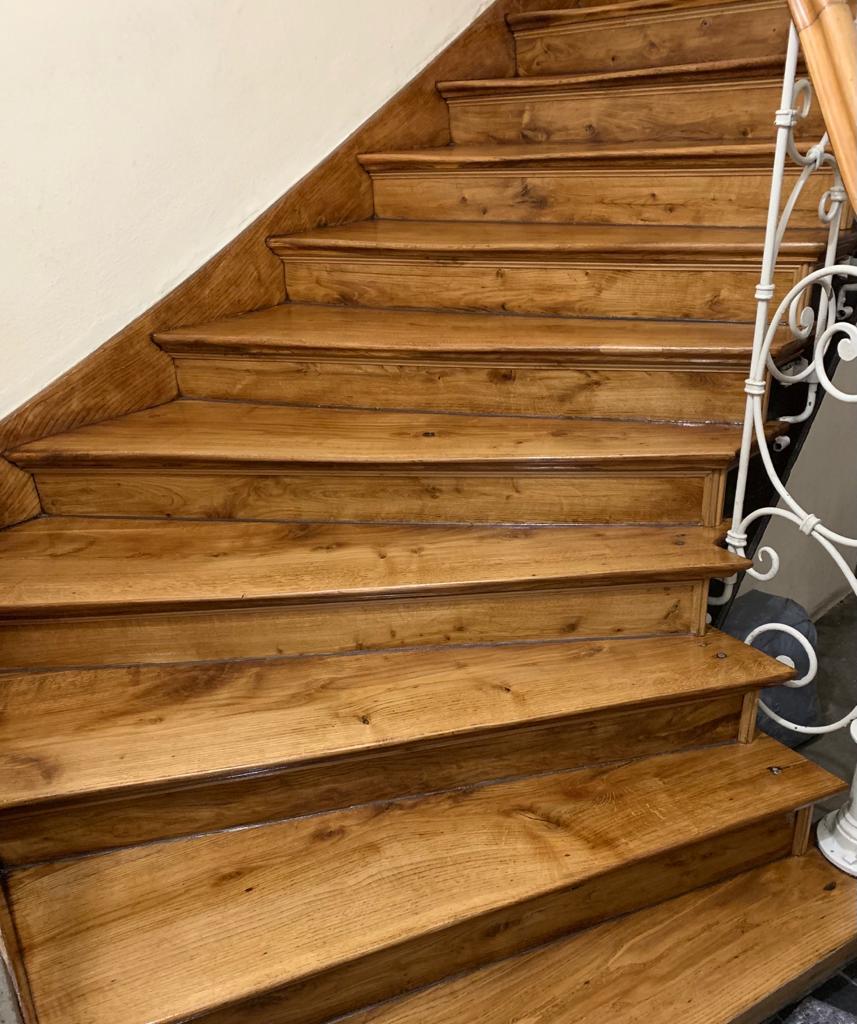 Holztreppe
