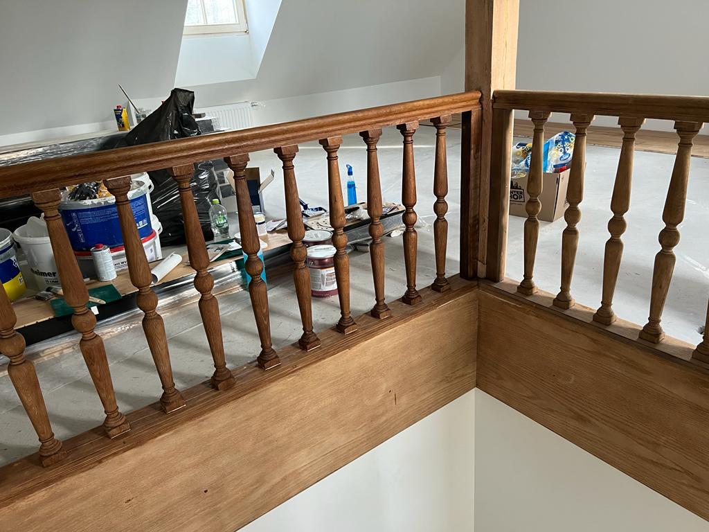Denkmalgeschützte Holztreppen erneuern - MSB Raumdesign