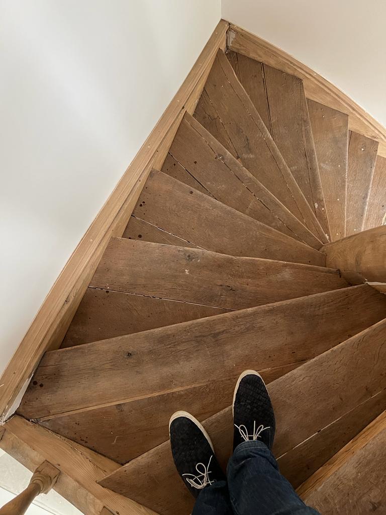 Denkmalgeschützte Holztreppen erneuern - MSB Raumdesign